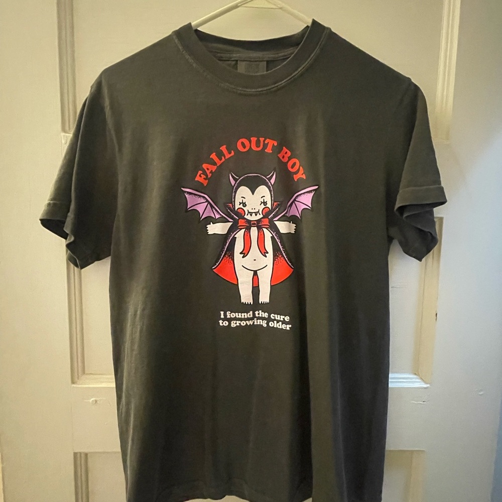 HTF Fall Out Boy tshirt